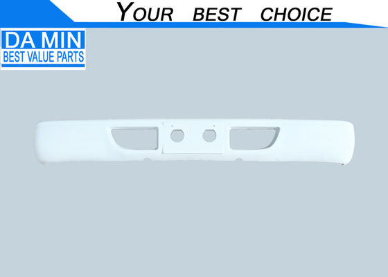 एनएचआर एनकेआर बम्पर 8975824230 मॉडल 1994 लंबाई 1680 मिमी बिना फॉग लैंप के इसुज़ु लाइट ट्रक बॉडी पार्ट्स