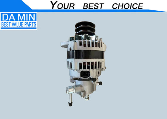 24V 80A जनरेटर 8973515741 इंजन 4HF1 4HG1 4HJ1 वैक्यूम पंप के साथ 2 पिन प्लग एल्यूमीनियम बॉडी पार्ट्स